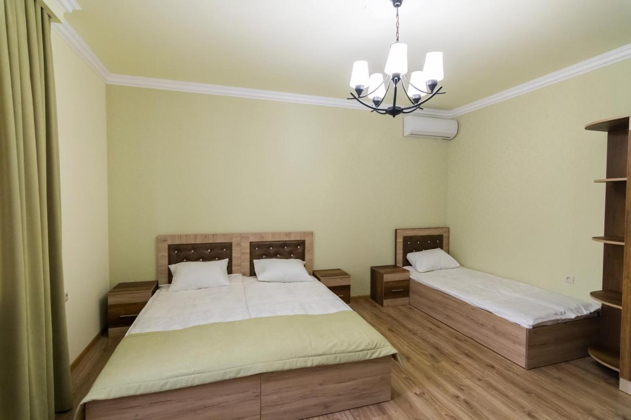 Afa Hotel & Guest House Ереван Екстериор снимка