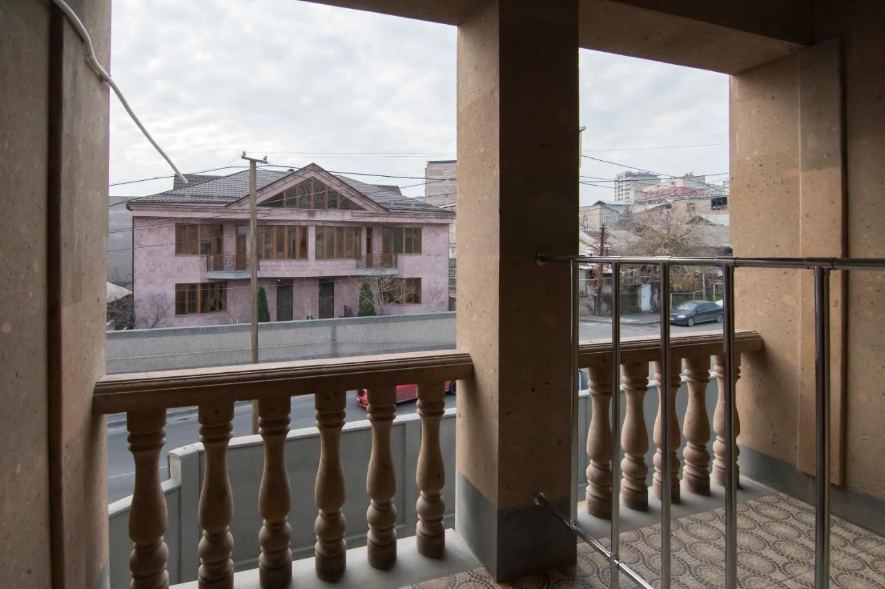Afa Hotel & Guest House Ереван Екстериор снимка