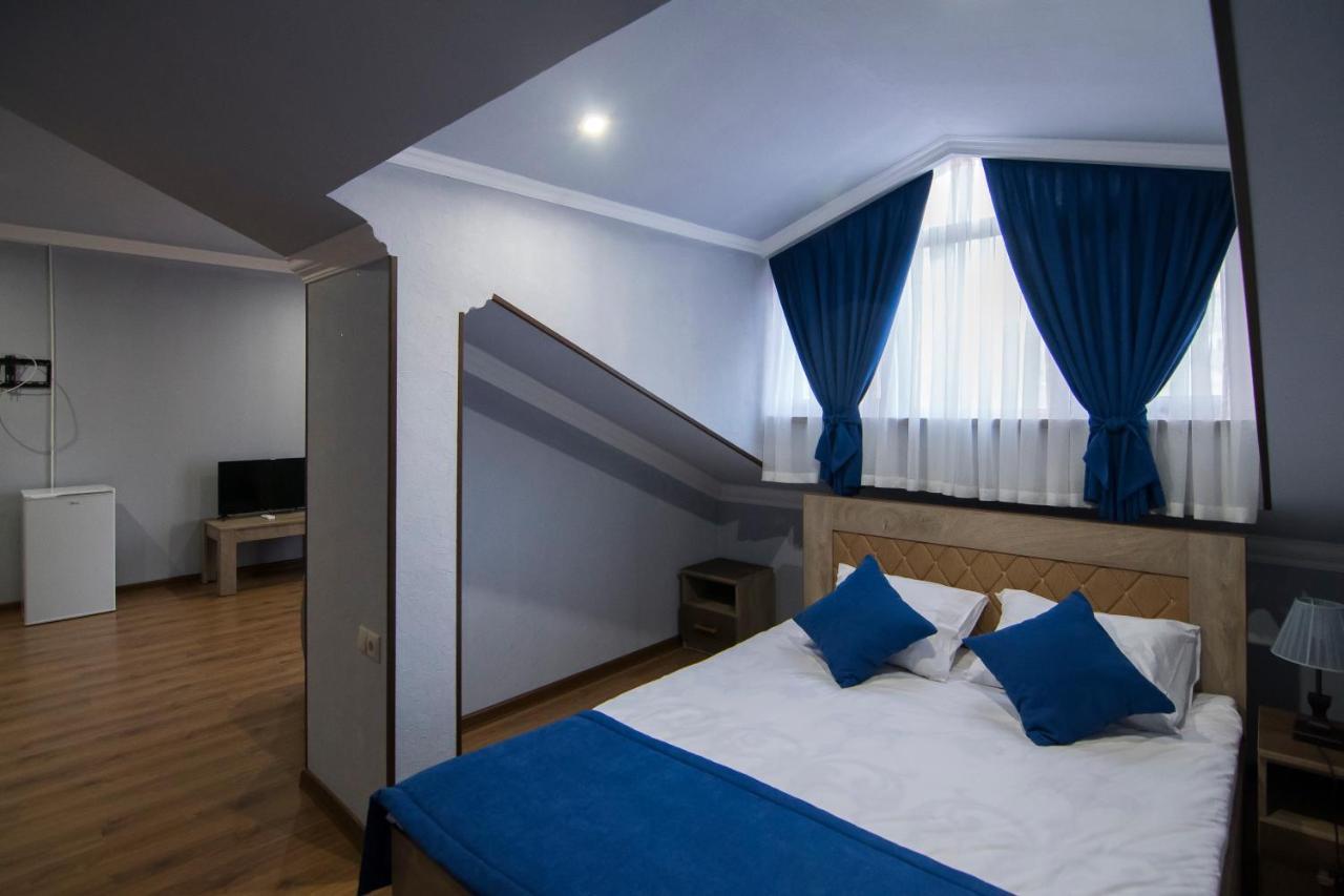 Afa Hotel & Guest House Ереван Екстериор снимка