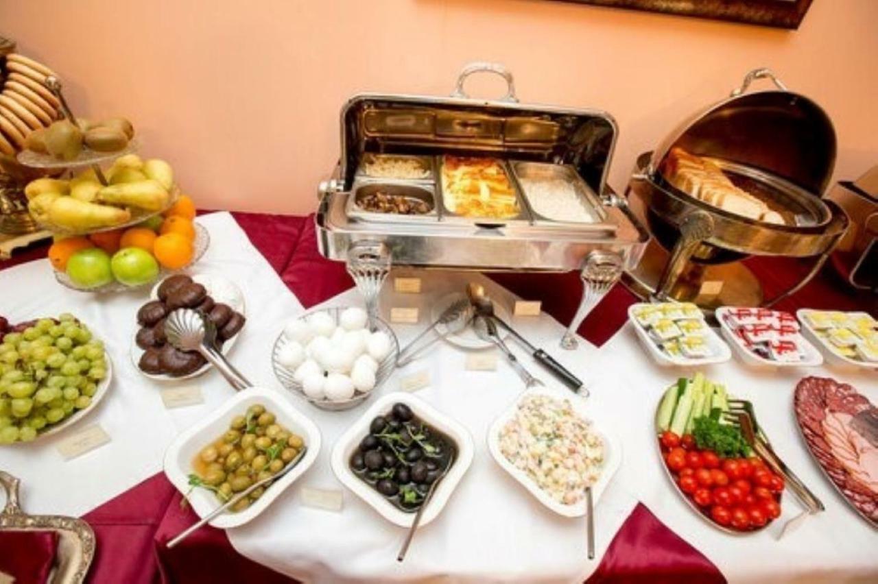 Afa Hotel & Guest House Ереван Екстериор снимка